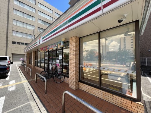 コンビニ　セブンイレブン（コンビニ）まで80m