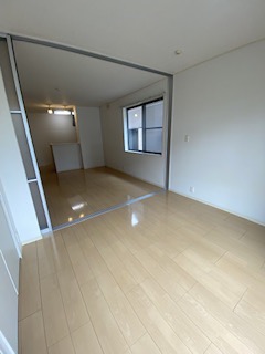 居室・リビング　※入居中につきイメージ。