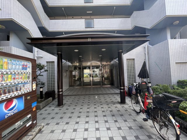 エントランス　パードレ関目　エントランス