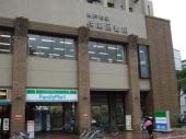 図書館　神戸市立兵庫図書館（図書館）まで257m