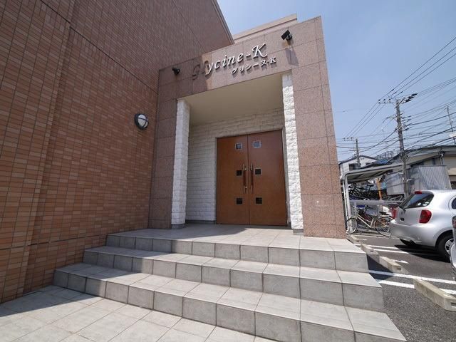 エントランス　★建物入り口前★