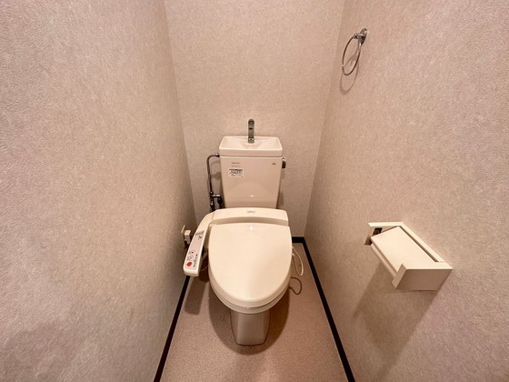 トイレ　※別部屋の写真です