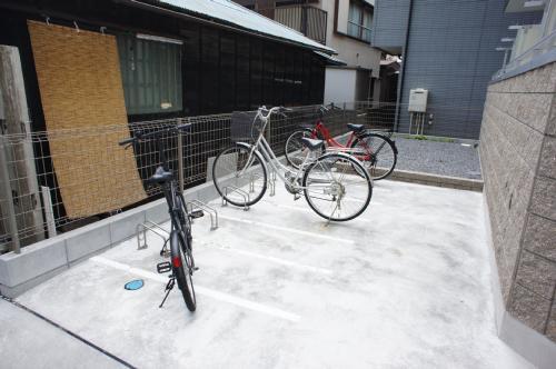 その他共有部分　駐輪場も完備です。
