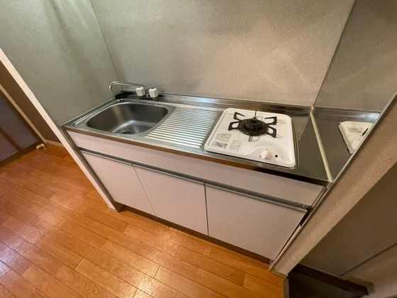 キッチン　※別部屋の写真です