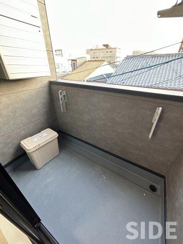バルコニー　※同シリーズ参考画像