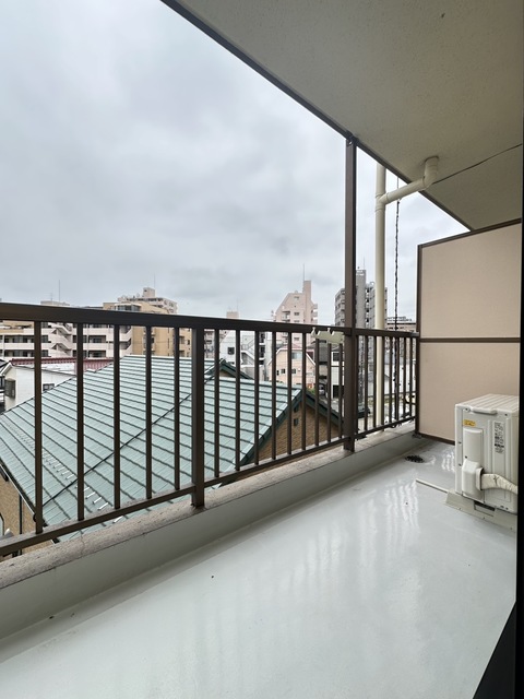 バルコニー　別部屋参考写真です