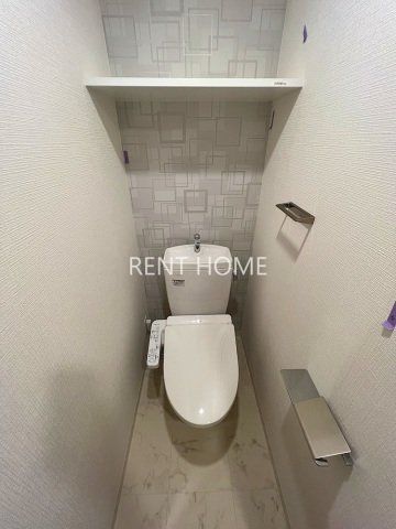 トイレ　ウォシュレット付き