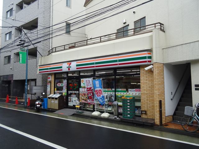 コンビニ　セブンイレブン（コンビニ）まで290m