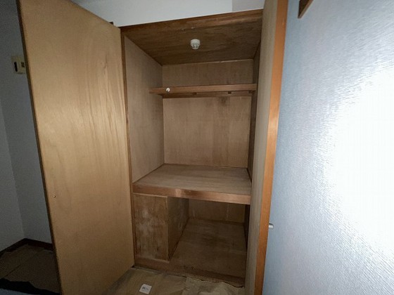 収納　※別の部屋の写真です。