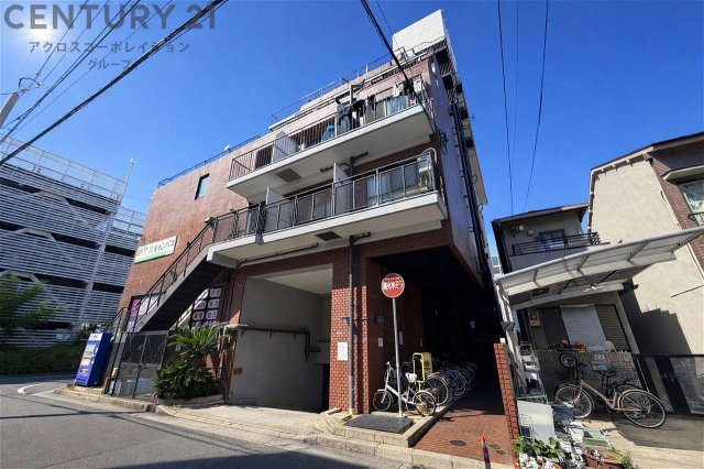 建物外観　エレベーター付き駅前マンション♪