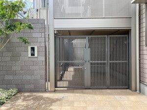 エントランス　※全て別号室のお写真。内装等参考にしてください。
