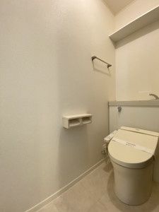 トイレ　※全て別号室のお写真。内装等参考にしてください。