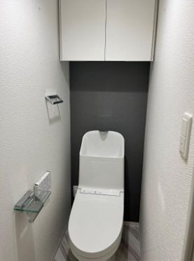 トイレ　※同仕様写真含む