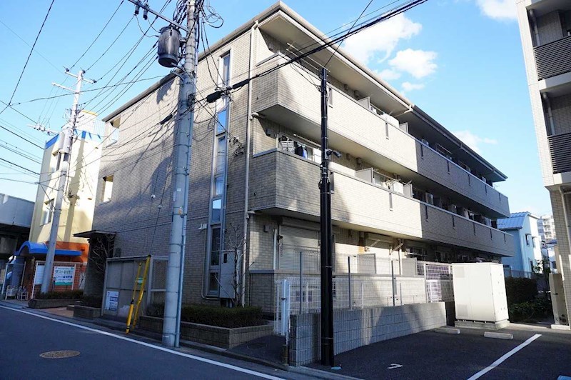 建物外観　武蔵浦和駅徒歩9分（720ｍ）