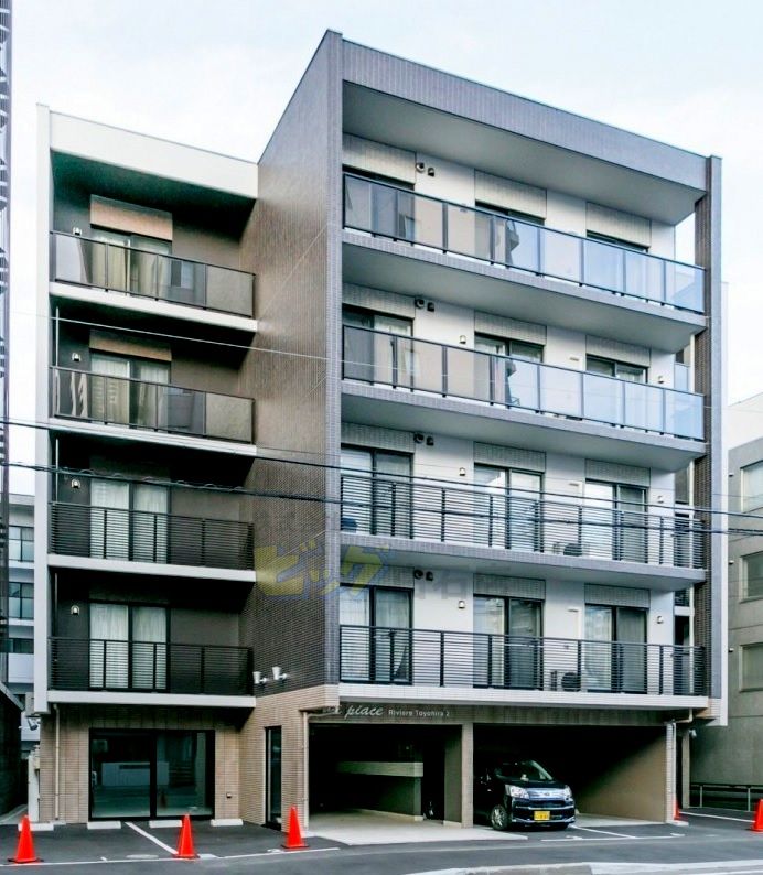 建物外観　都市ガス・ネット無料採用のデザイナーズマンションです♪