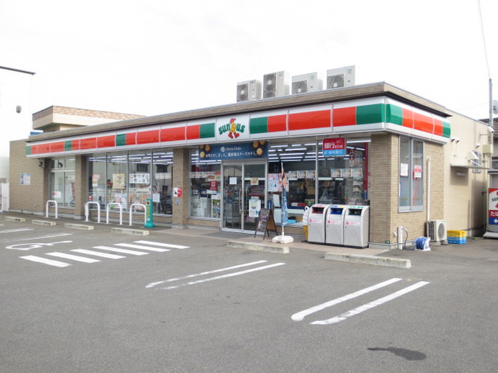 コンビニ　サンクス（コンビニ）まで300m