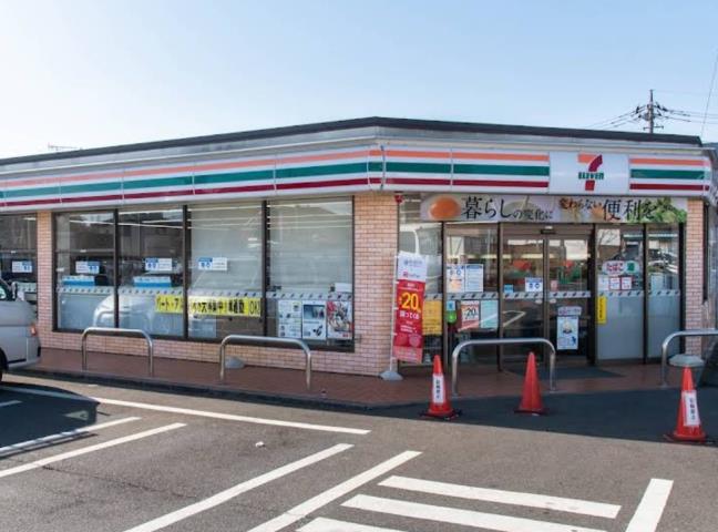 コンビニ　セブン－イレブン町田大蔵店（コンビニ）まで1686m