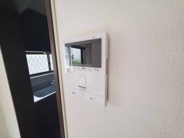 セキュリティ　TVモニター付きインターホン