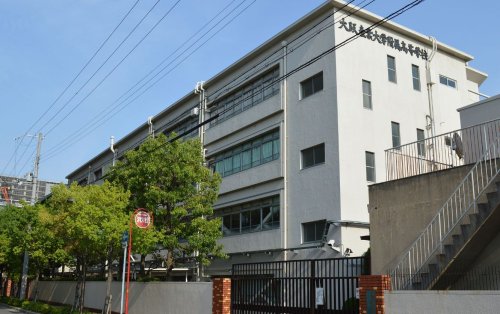 中学校　大阪産業大学附属中学校（中学校）まで634m