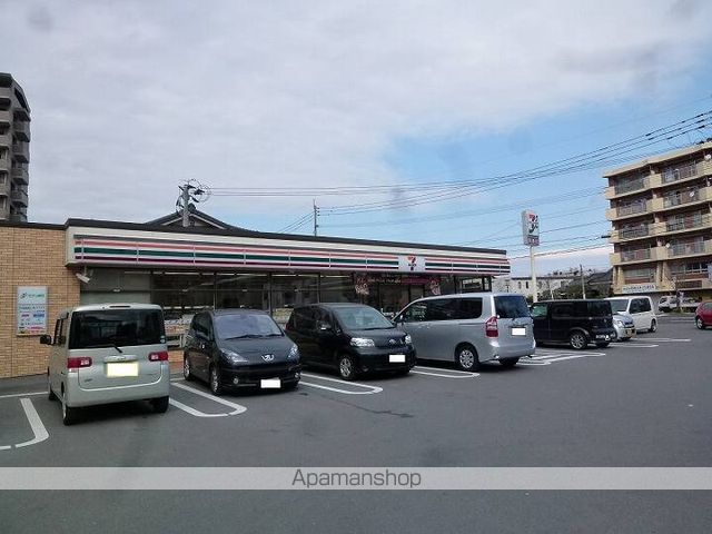 コンビニ　セブンイレブン　鹿児島下荒田２丁目店（コンビニ）まで330m