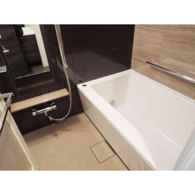 バス・シャワールーム　※写真は同タイプ住戸です。