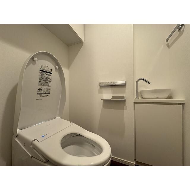 トイレ　トイレもきれいです