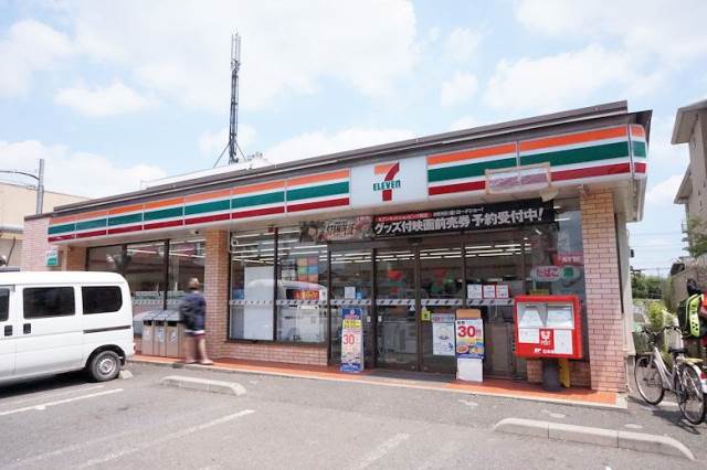 コンビニ　セブンイレブンさいたま与野公園店（コンビニ）まで221m