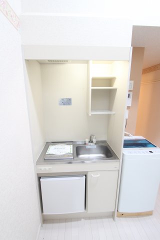 キッチン　同タイプ参考写真です。