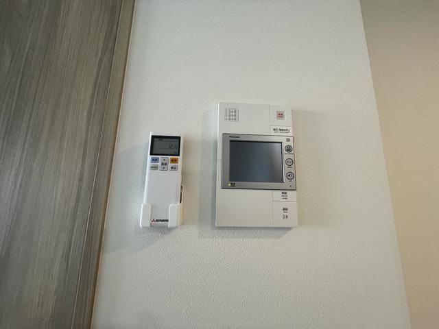 セキュリティ　モニター付きインターホンです。