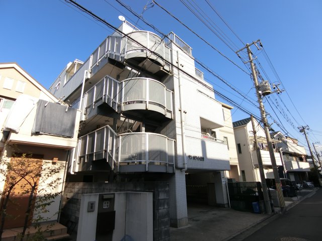 建物外観　バストイレ別♪