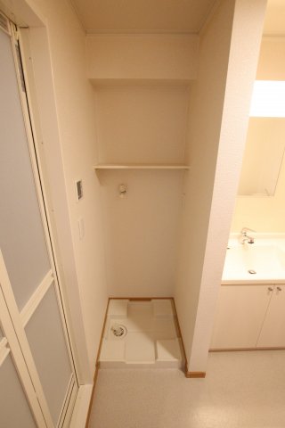 その他　室内洗濯機置き場