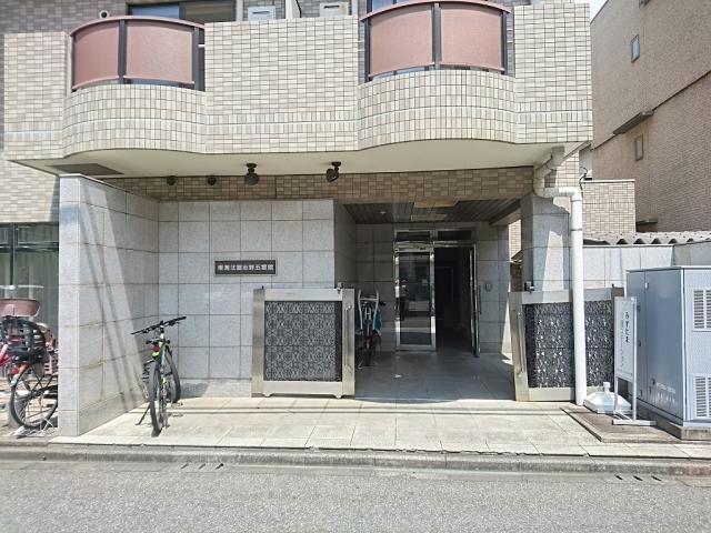 エントランス　エントランス部分