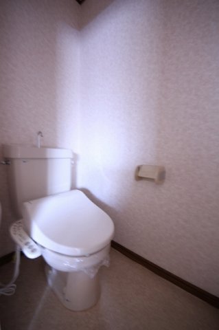 トイレ　コンパクトで使いやすいトイレです