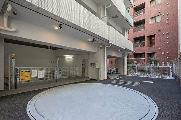 駐車場　駐車場完備です