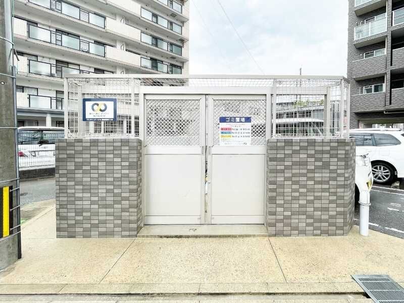 庭　現状優先とし写真は参照とする。