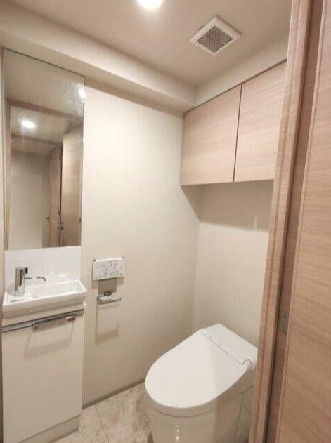 トイレ　別部屋参考写真