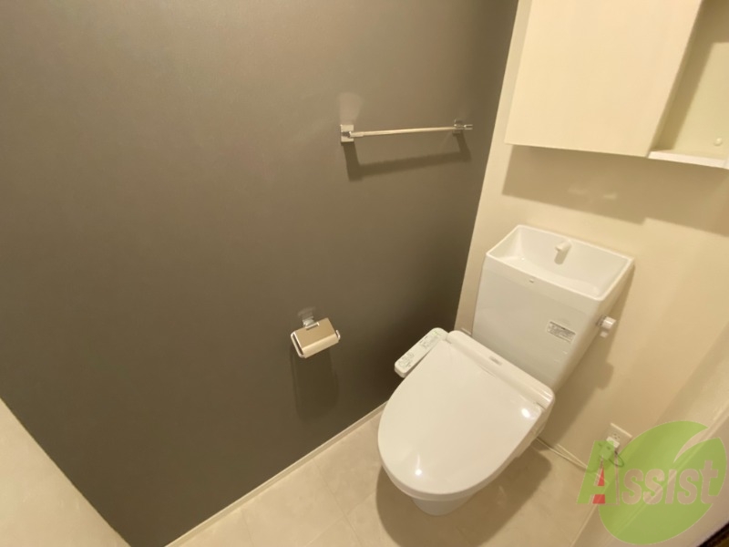 トイレ　嬉しいウォシュレット機能付きです。シャワートイレは便利ですね