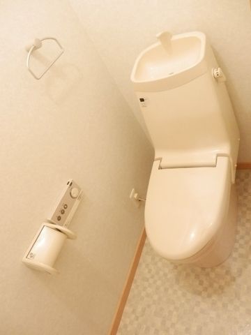 トイレ　暖房便座付トイレ