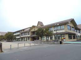 小学校　甲賀市立伴谷東小学校（小学校）まで1097m