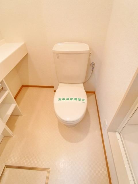 トイレ　★お部屋探しは株式会社タウンハウジング東京まで★