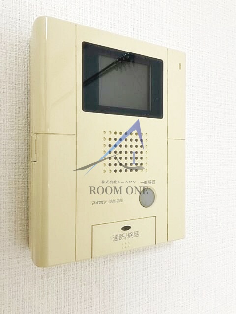 セキュリティ　モニター付きインターホンです。