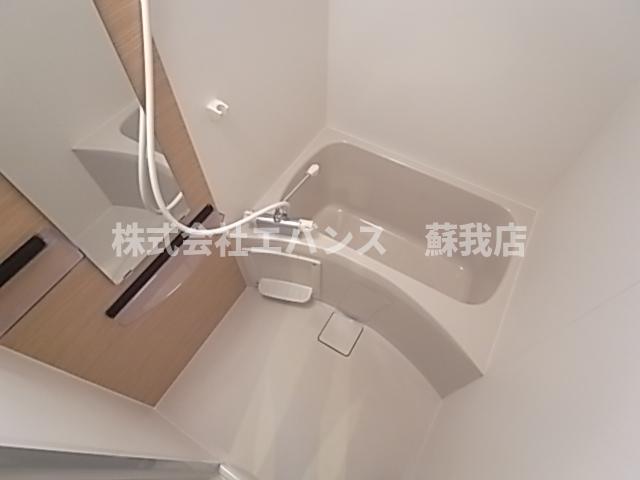 バス・シャワールーム　ゆったり過ごせるお風呂です