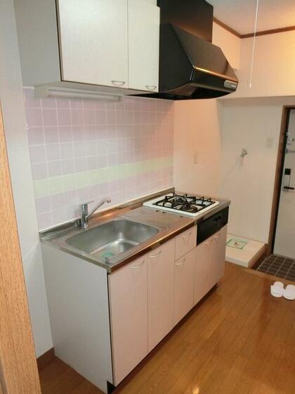 キッチン　※別部屋参考写真