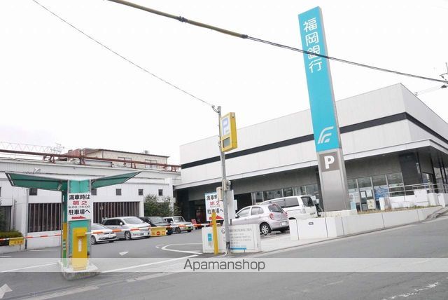 銀行　福岡銀行伊田支店（銀行）まで389m