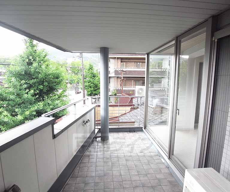 バルコニー　広くて明るいです