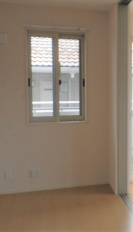 その他部屋・スペース　清潔感のあるフローリングのお部屋です。