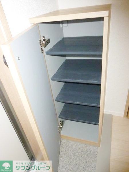 玄関　玄関収納