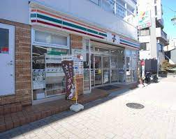コンビニ　セブンイレブン 板橋大谷口2丁目店（コンビニ）まで378m