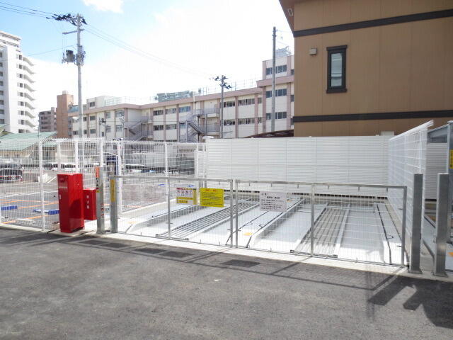 駐車場　立体駐車場