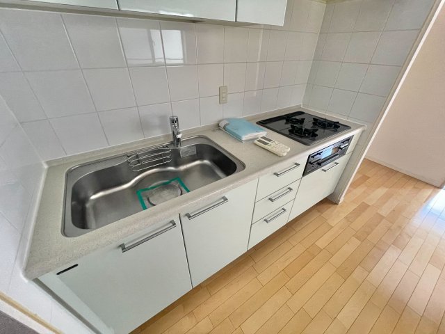 キッチン　※同タイプ別部屋参考写真